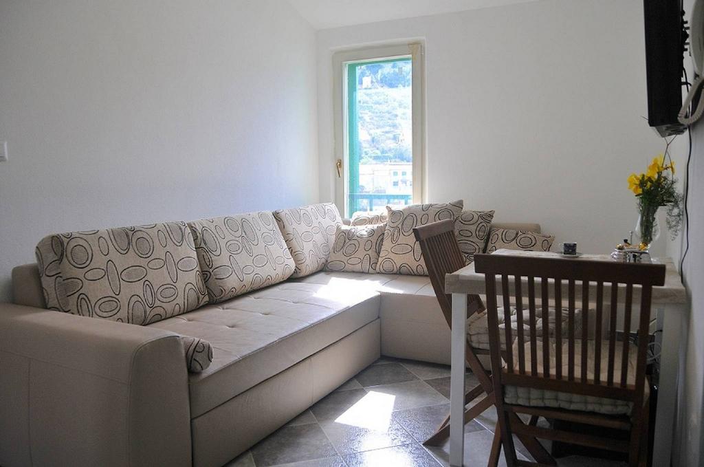 Apartment สโตมอร์สกา ภายนอก รูปภาพ